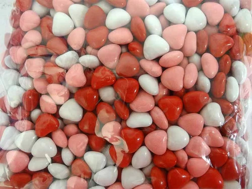 Lolliland - Candy Coated Choc Hearts - Red, Pink & White (1kg Bag) 3 Lolliland - Candy Coated Choc Hearts - Red, Pink & White (1kg Bag)