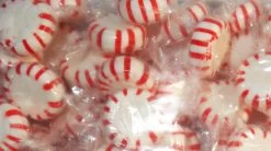 Starlight Pinwheels - Red And White - Mint (1kg)